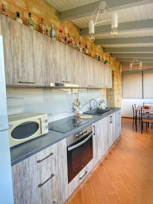 Kathiana Cozy Apartment מראה חיצוני תמונה