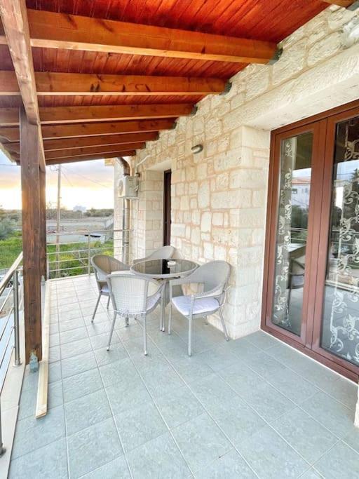 Kathiana Cozy Apartment מראה חיצוני תמונה