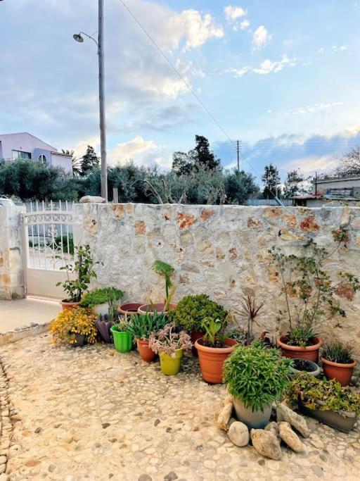 Kathiana Cozy Apartment מראה חיצוני תמונה